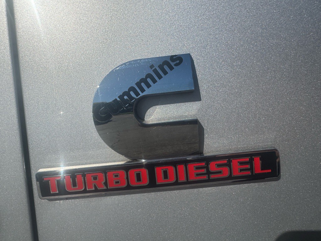 2015 RAM 3500 Image 15