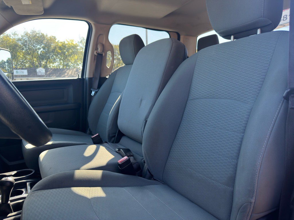 2015 RAM 3500 Image 21