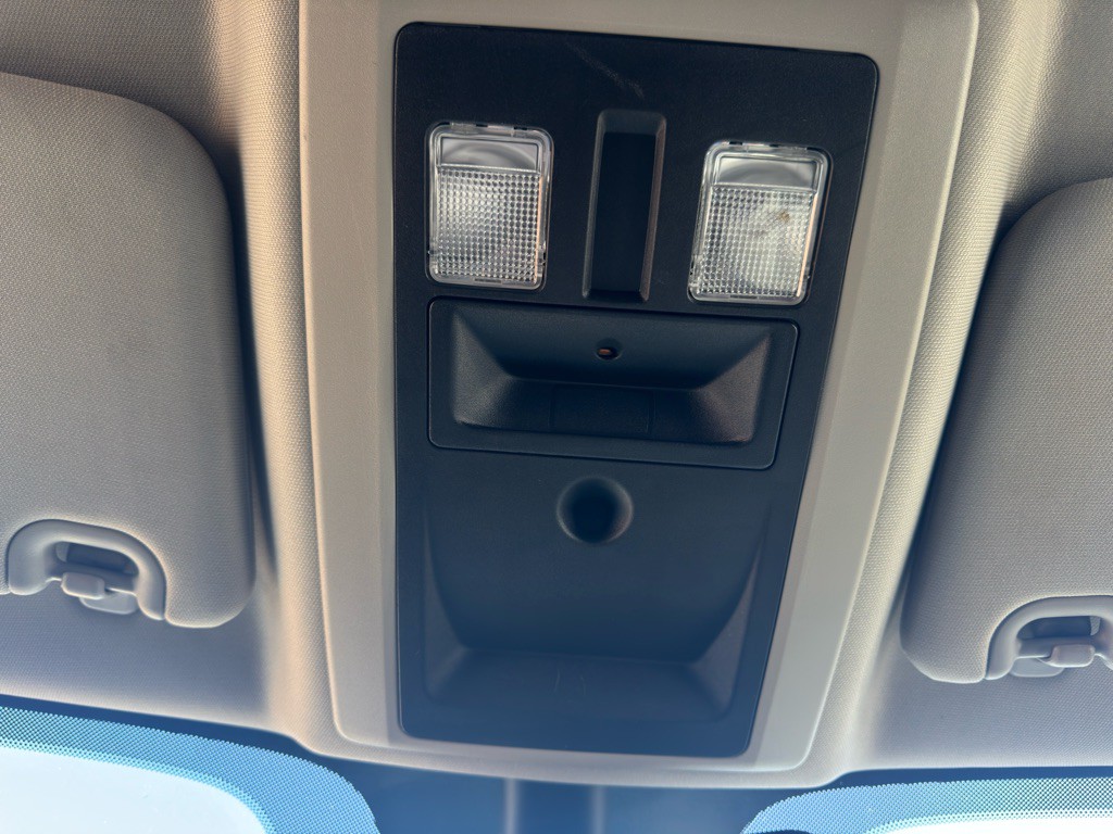 2015 RAM 3500 Image 30