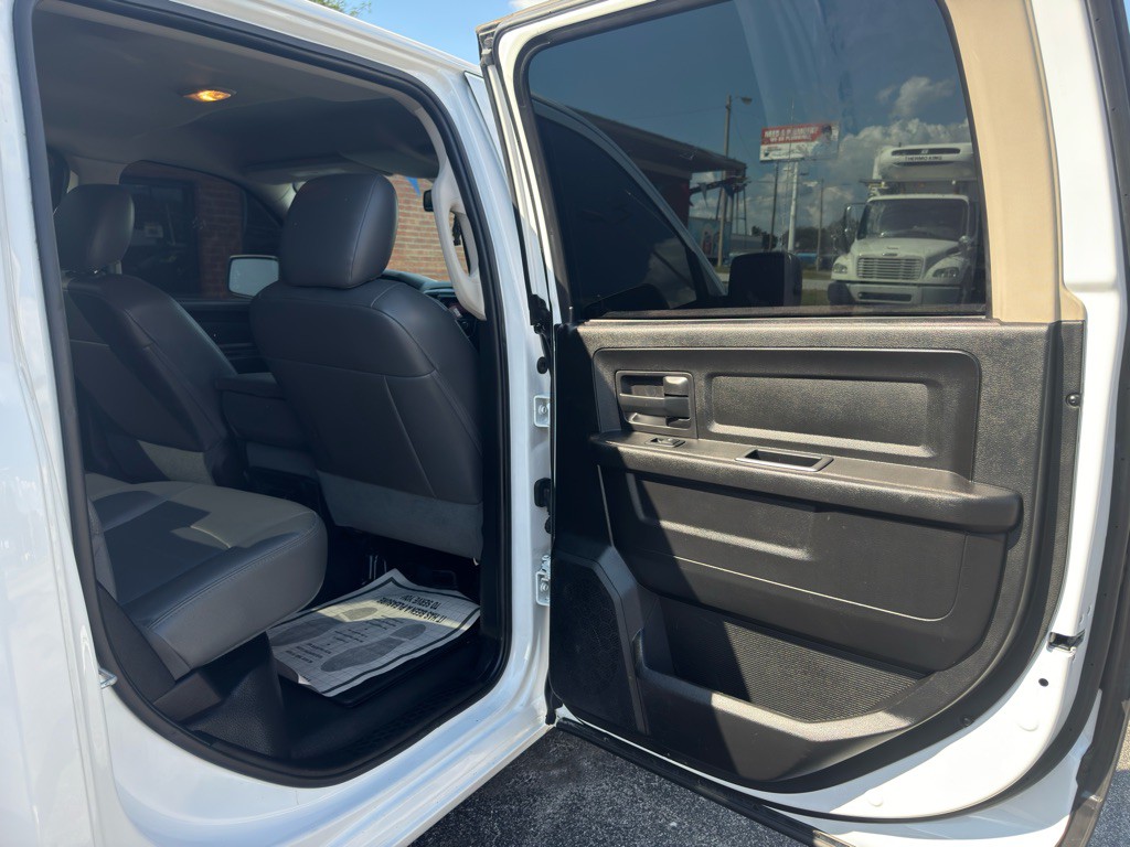 2017 RAM 1500 Image 22