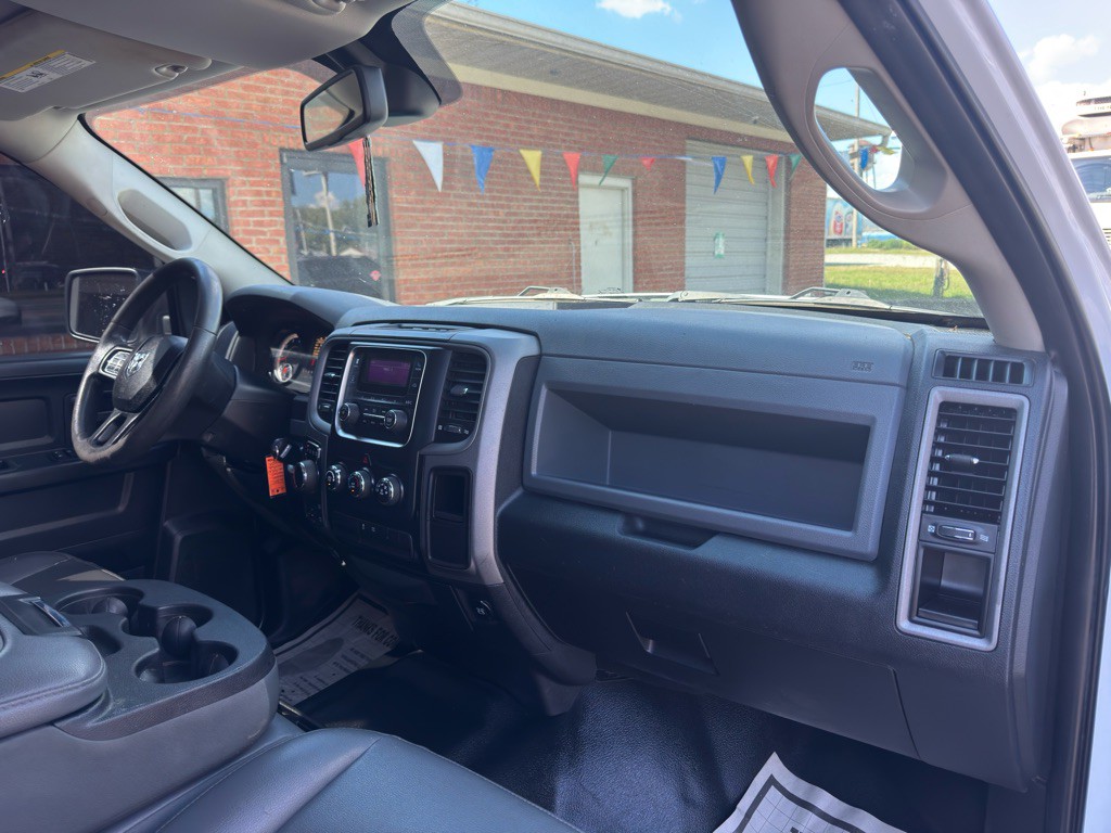 2017 RAM 1500 Image 26