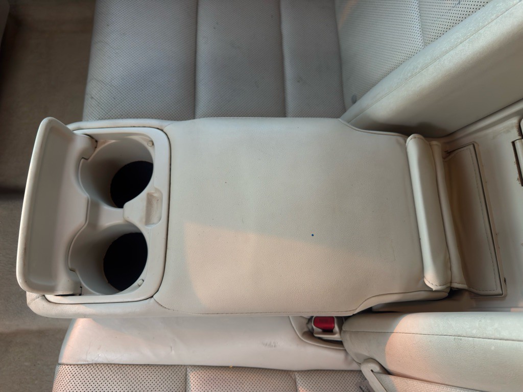 2014 Lexus ES Image 32