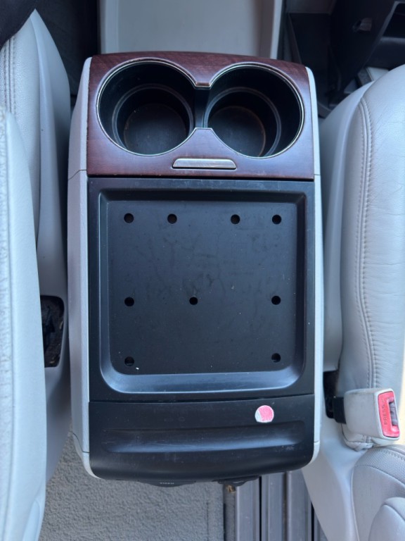 2012 Toyota Sienna Image 23