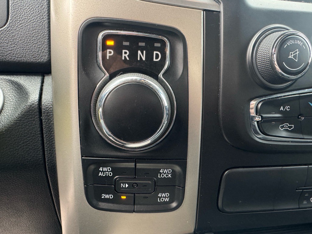 2014 RAM 1500 Image 23