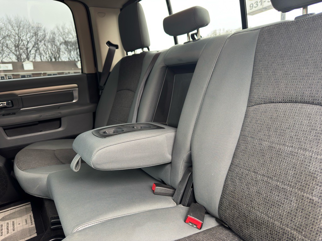 2014 RAM 1500 Image 31
