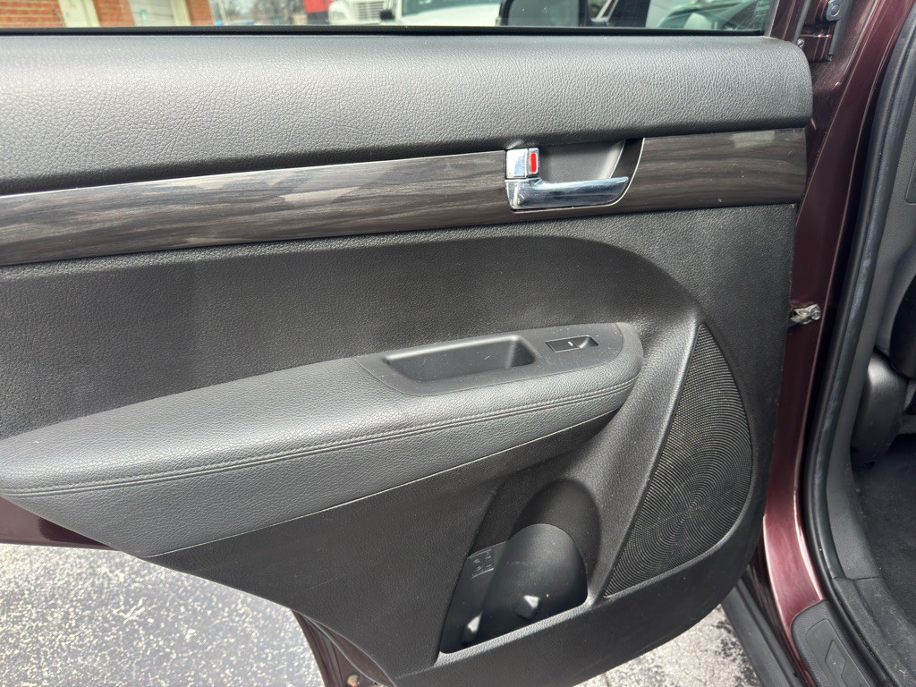 2012 Kia Sorento Image 25