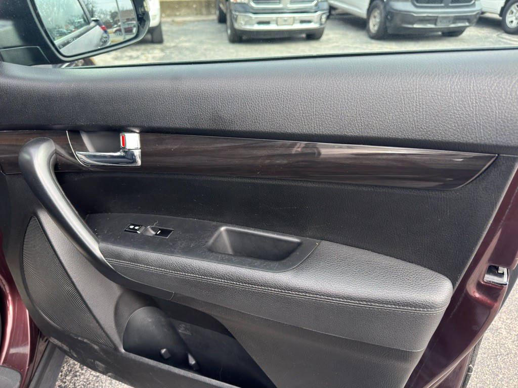 2012 Kia Sorento Image 33