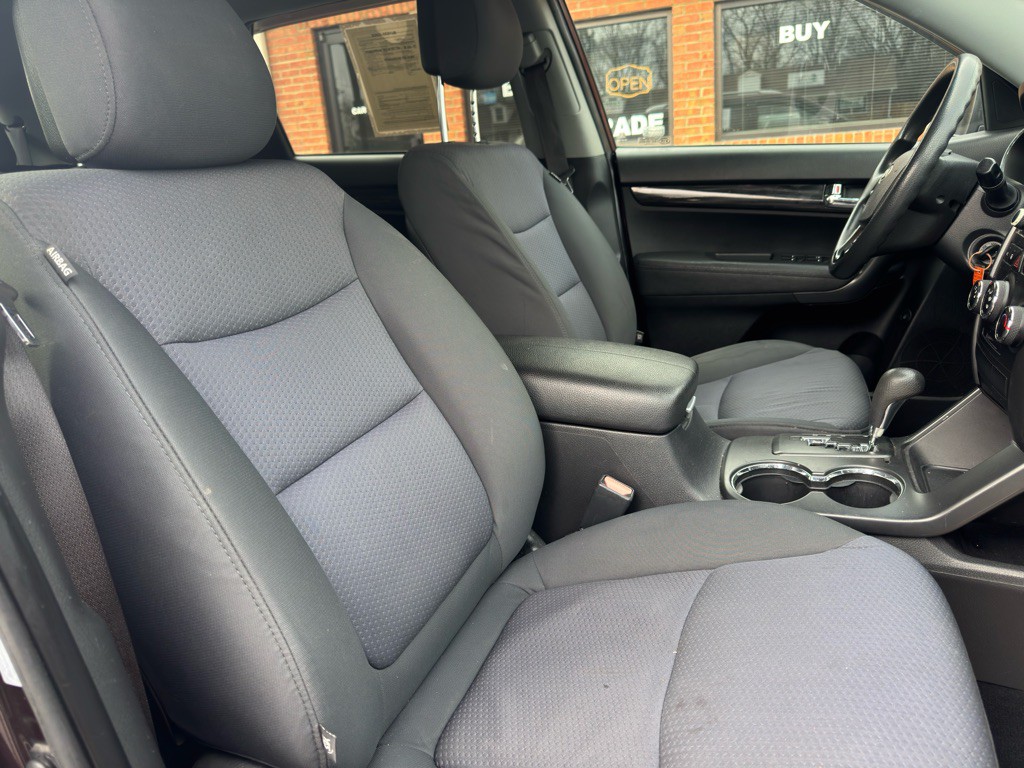 2012 Kia Sorento Image 35