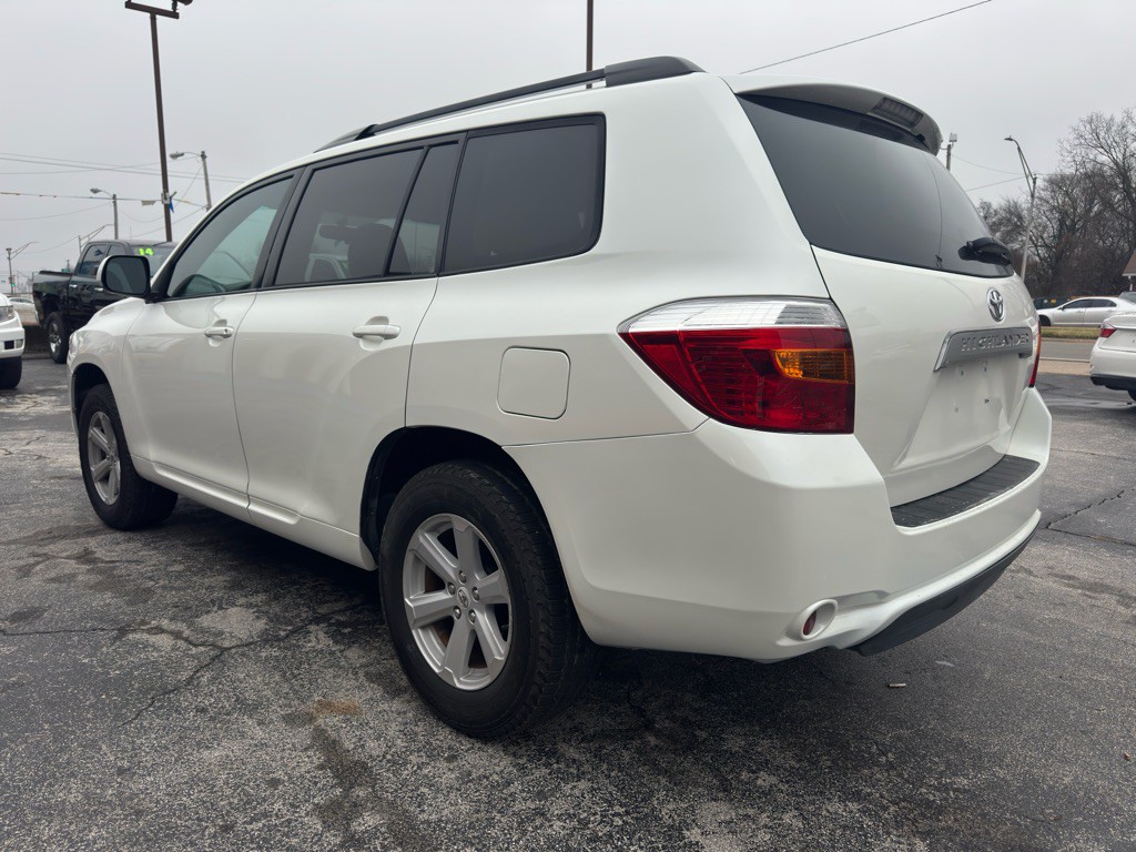 2010 Toyota Highlander Image 5