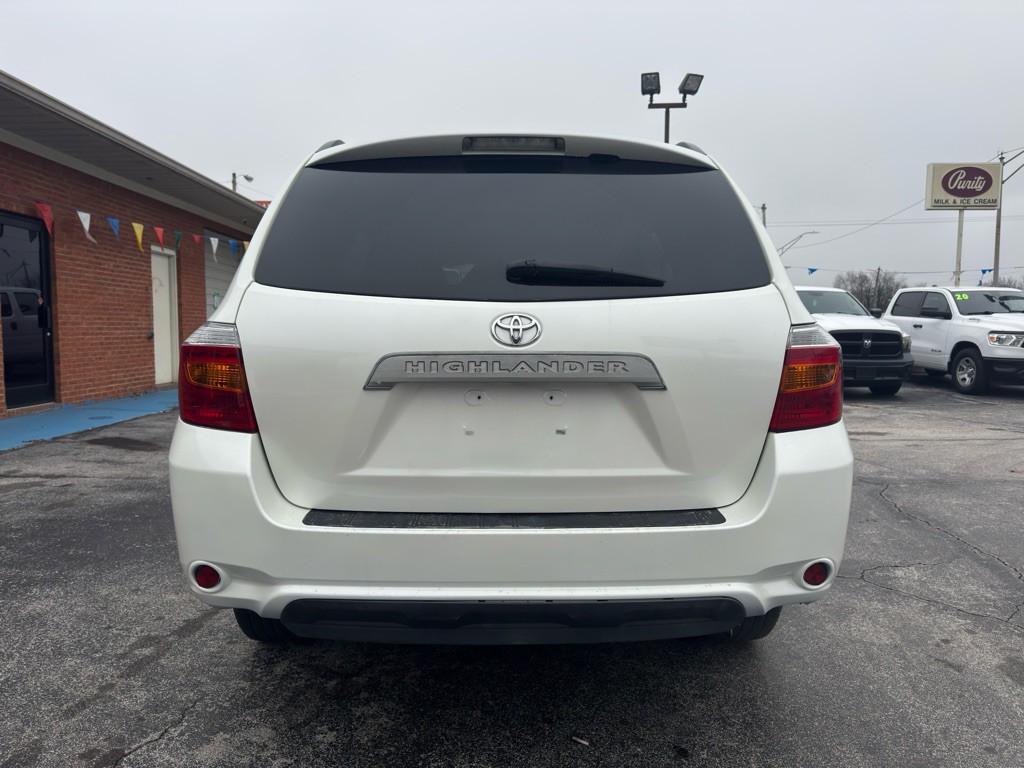 2010 Toyota Highlander Image 6