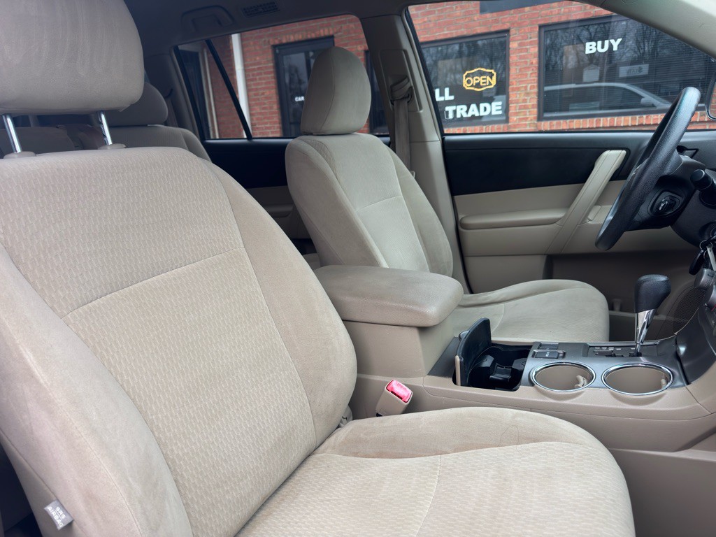 2010 Toyota Highlander Image 29