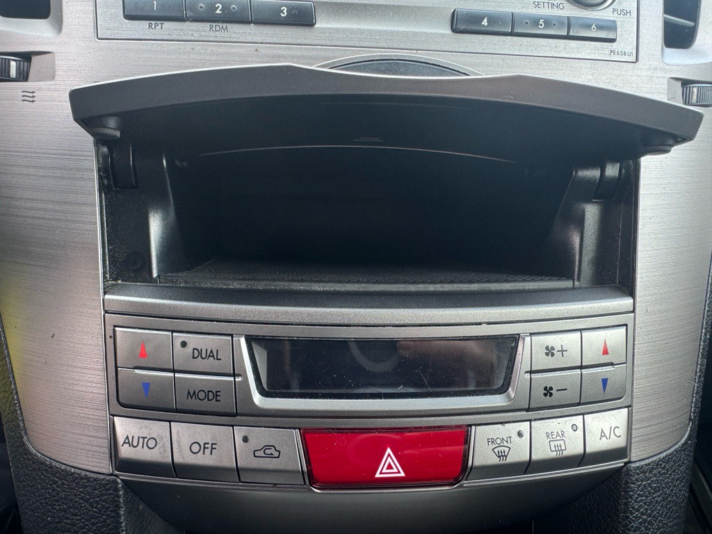 2013 Subaru Outback Image 20