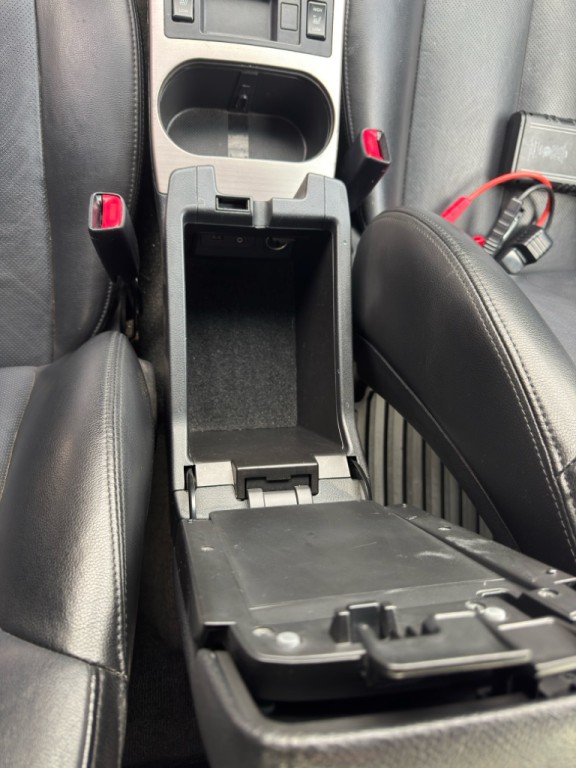 2013 Subaru Outback Image 25