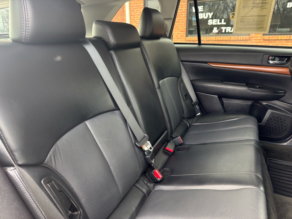 2013 Subaru Outback Image 34