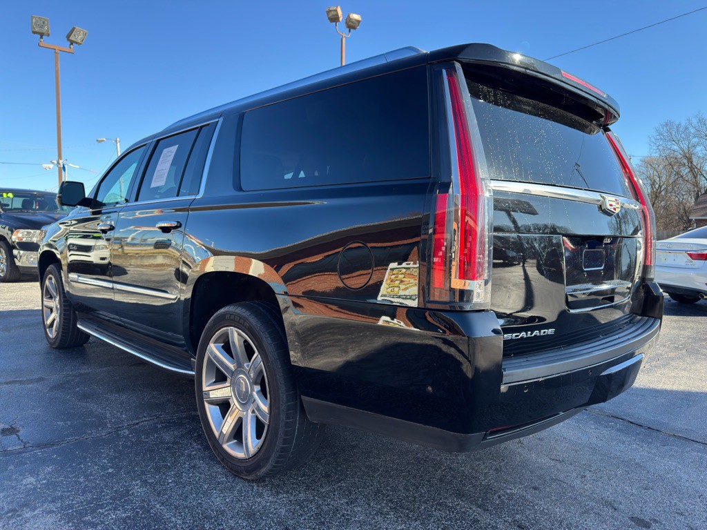2018 Cadillac Escalade Image 7