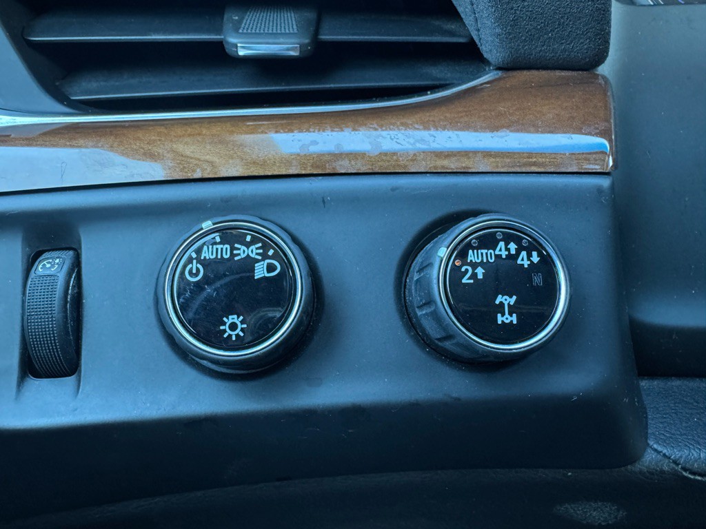 2018 Cadillac Escalade Image 21