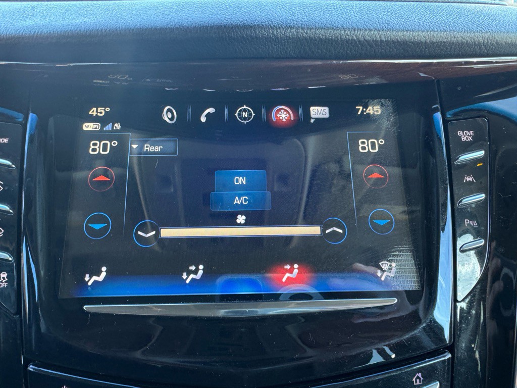 2018 Cadillac Escalade Image 27