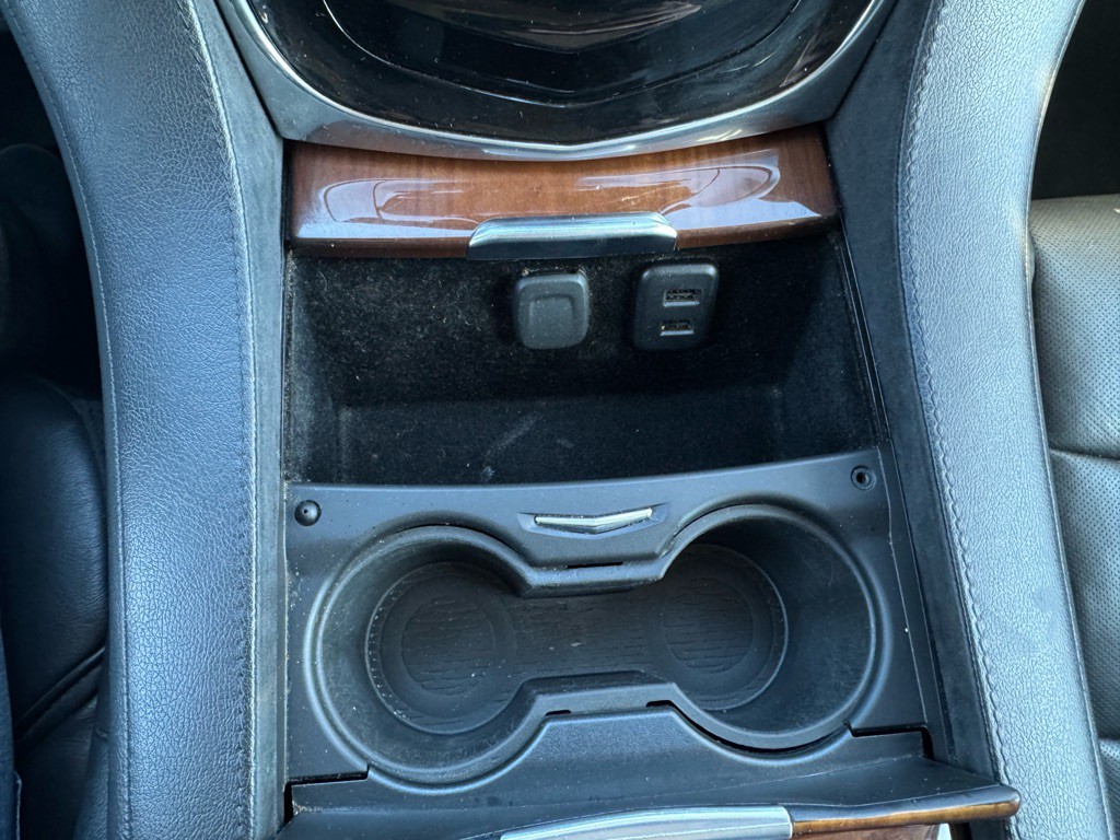 2018 Cadillac Escalade Image 31