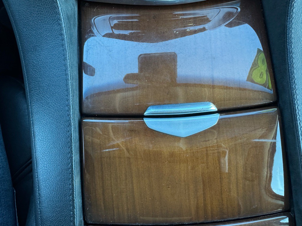 2018 Cadillac Escalade Image 32