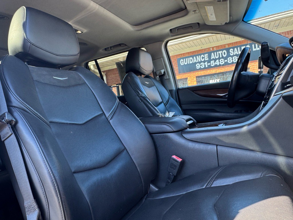 2018 Cadillac Escalade Image 45