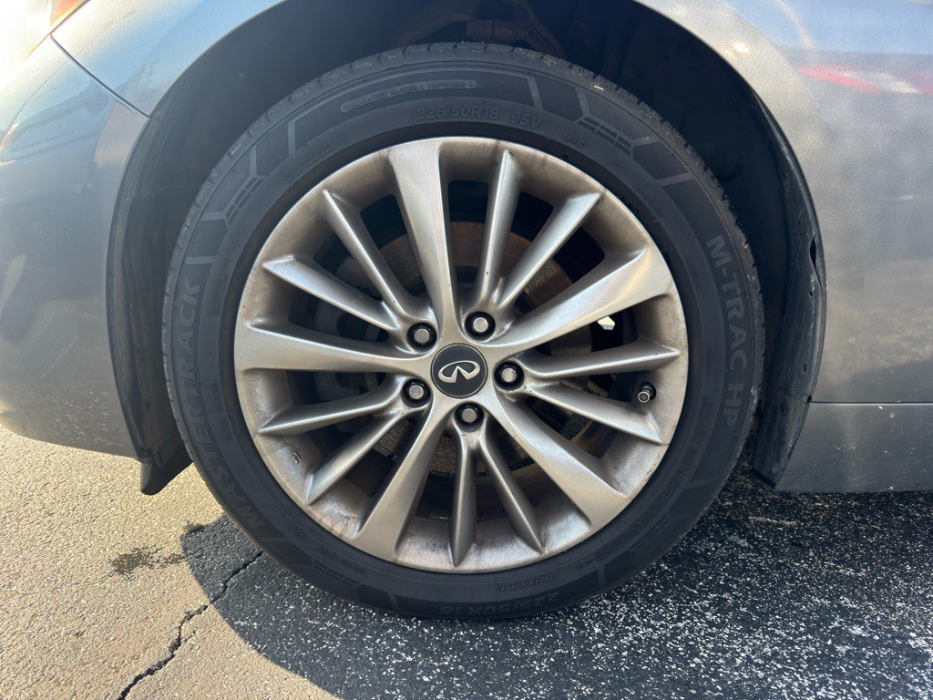 2018 INFINITI Q50 Image 7