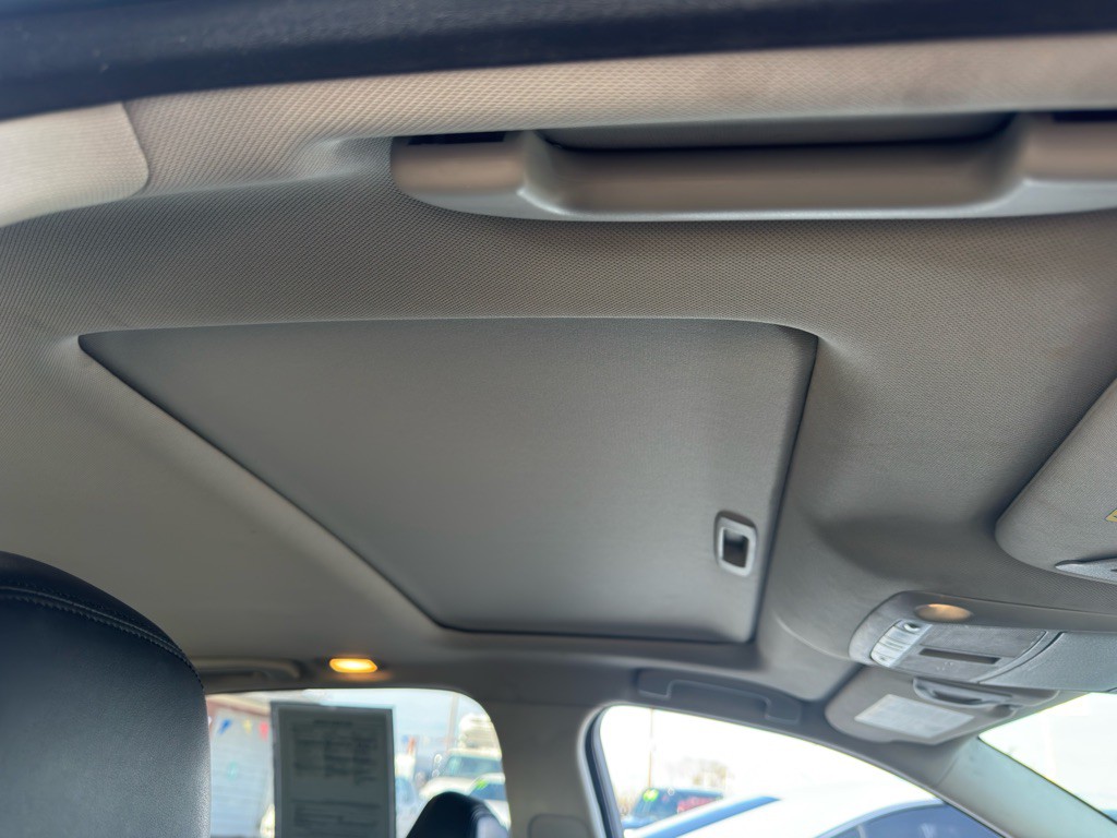 2018 INFINITI Q50 Image 27