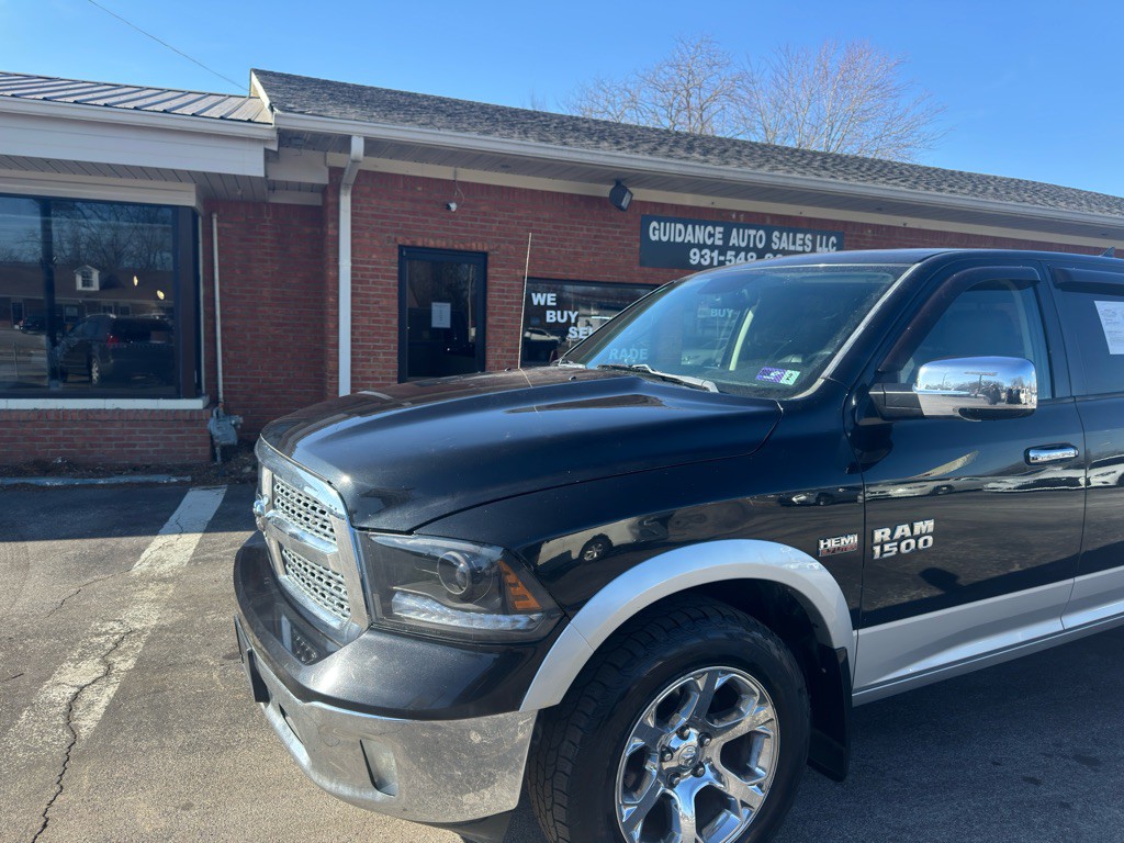 2015 RAM 1500 Image 3