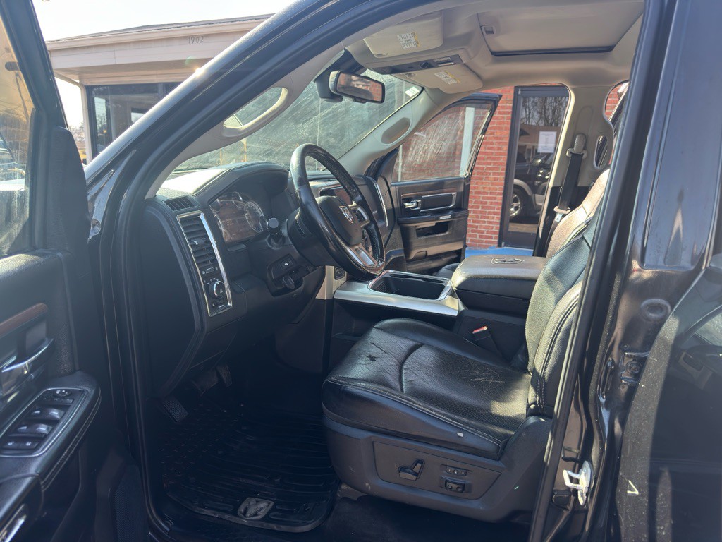 2015 RAM 1500 Image 12