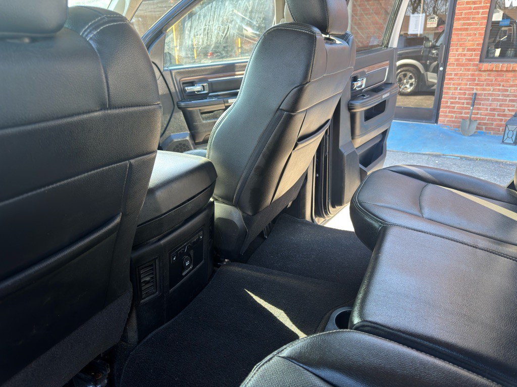 2015 RAM 1500 Image 17