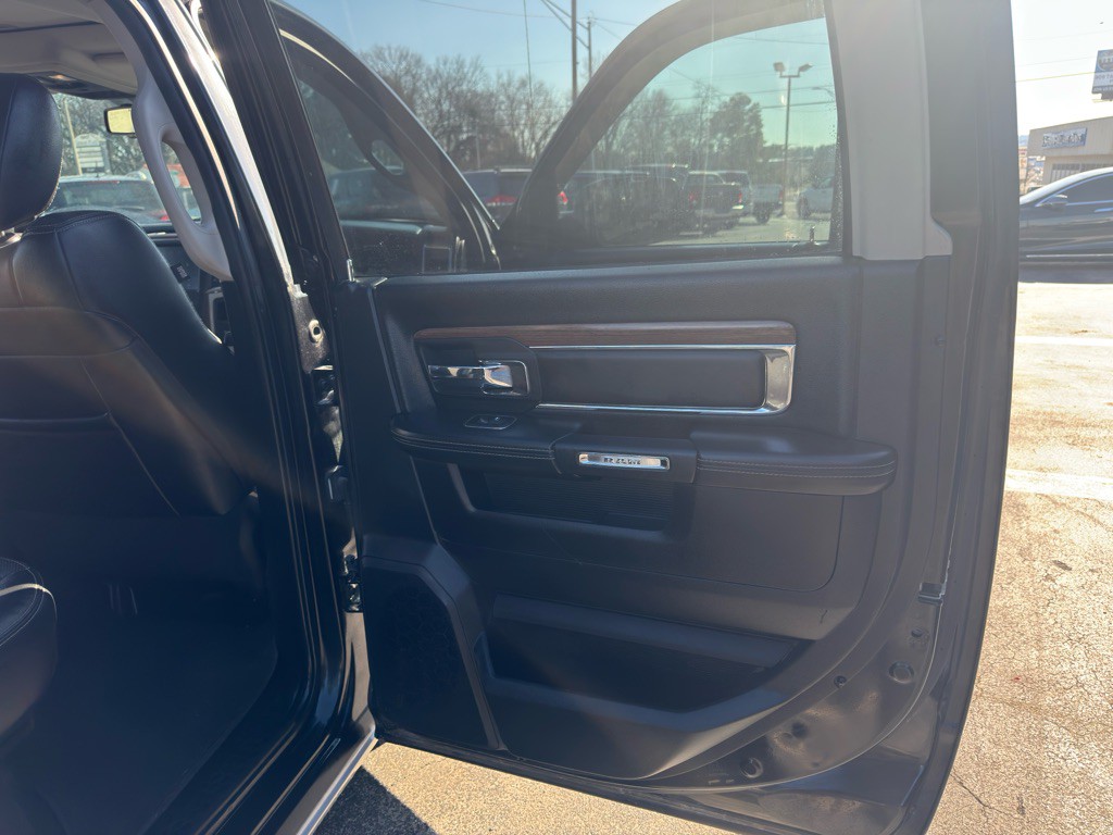 2015 RAM 1500 Image 23