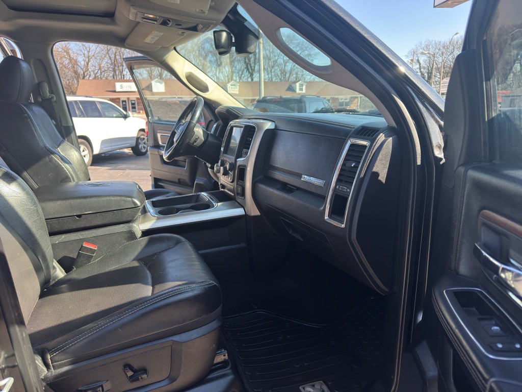 2015 RAM 1500 Image 25