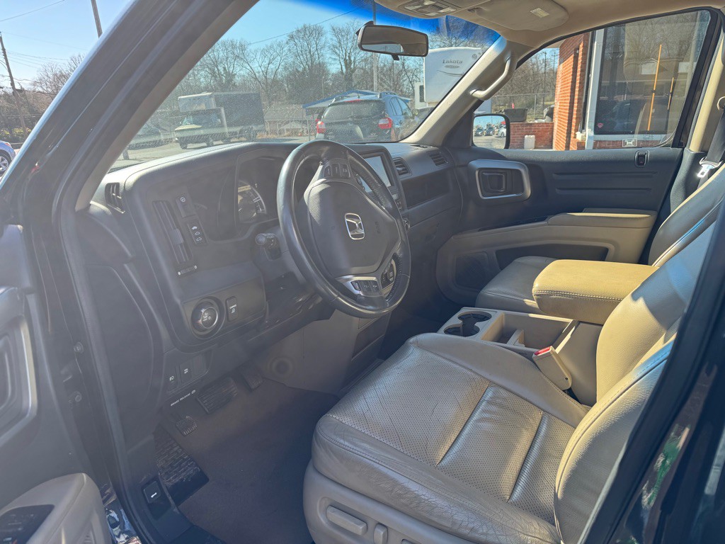 2009 Honda Ridgeline Image 18