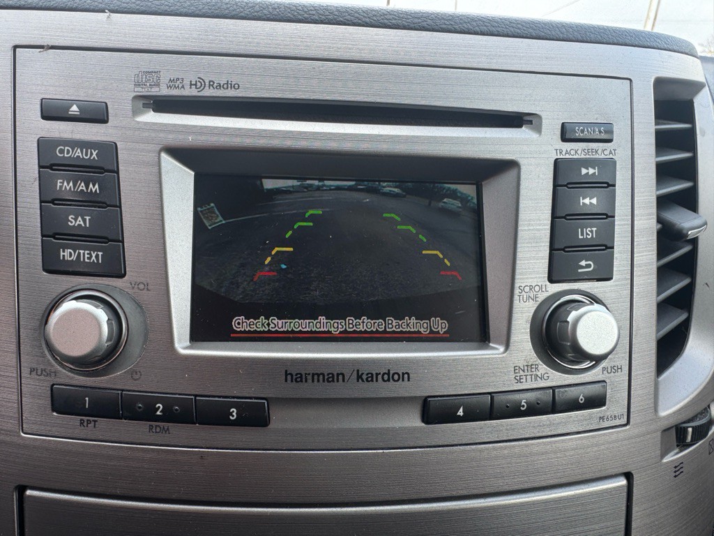 2013 Subaru Outback Image 19