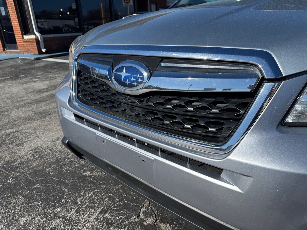 2016 Subaru Forester Image 4