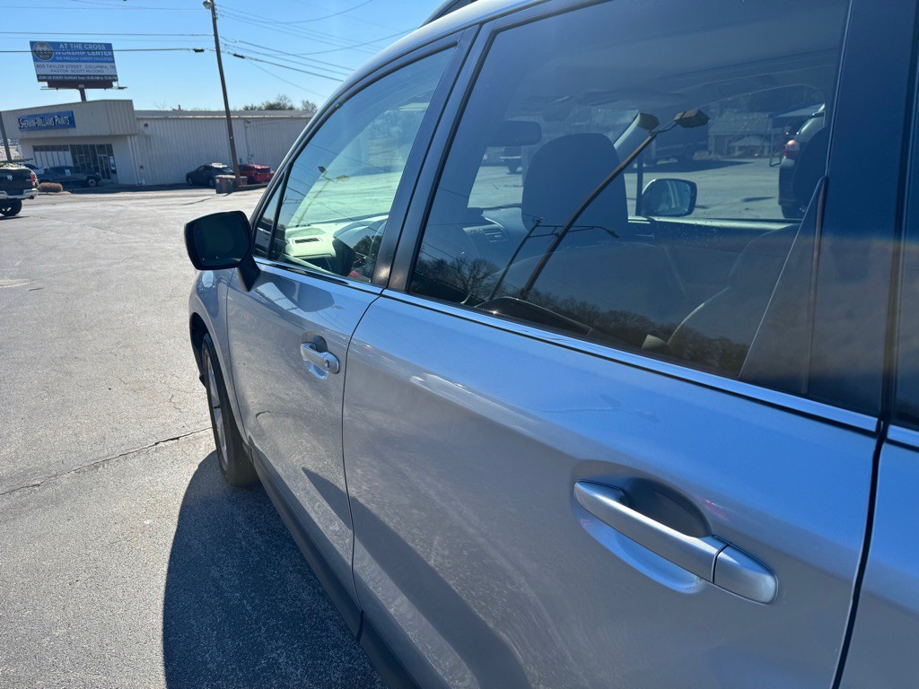 2016 Subaru Forester Image 10