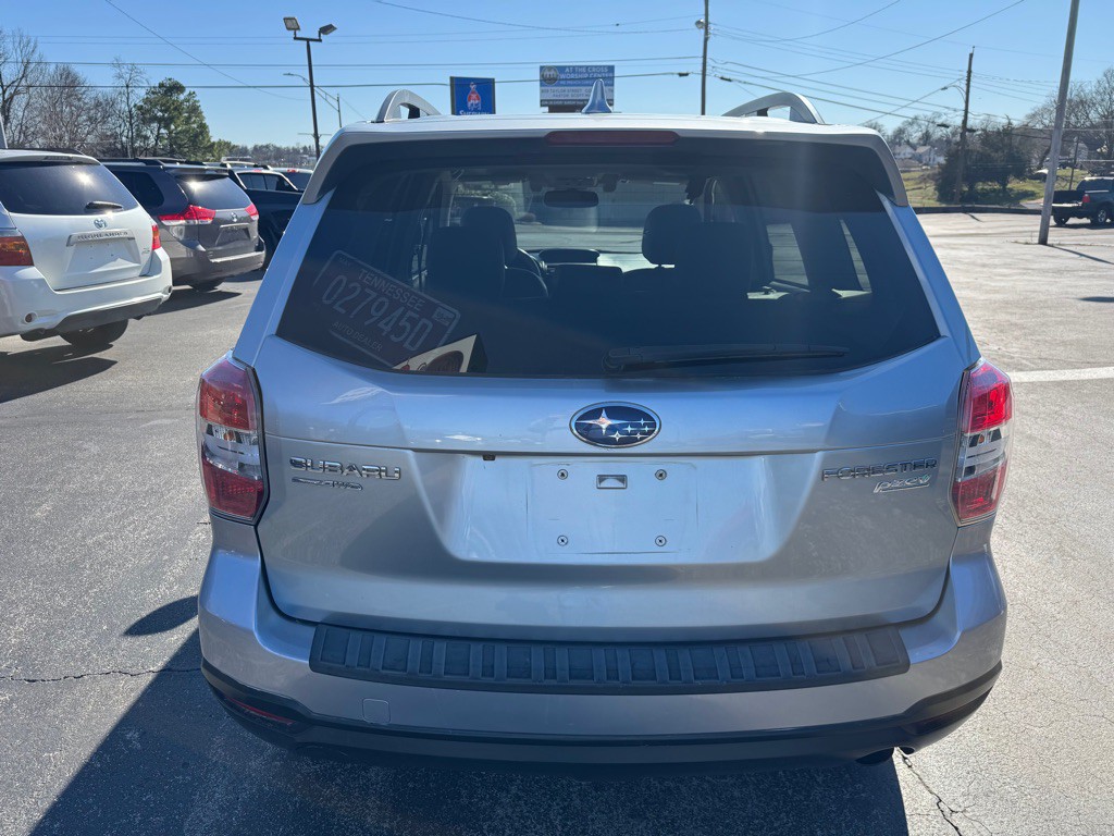 2016 Subaru Forester Image 15