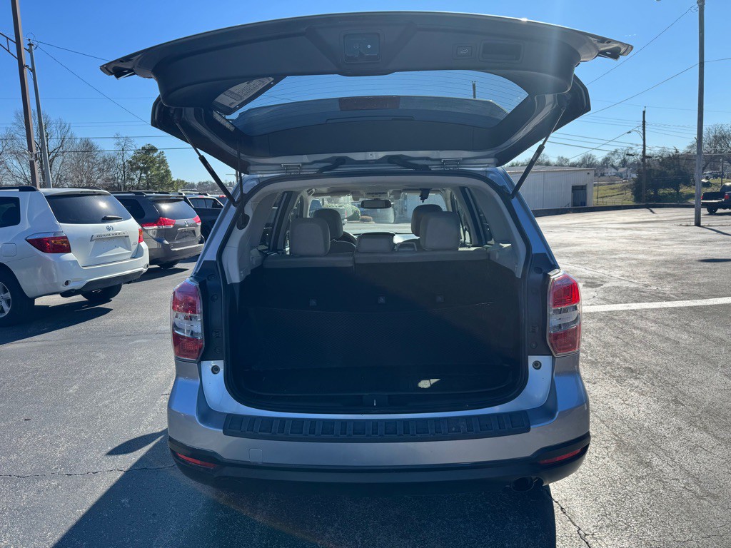 2016 Subaru Forester Image 46