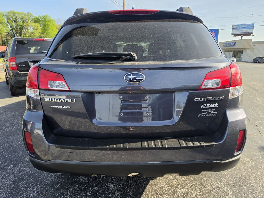 2013 Subaru Outback Image 6
