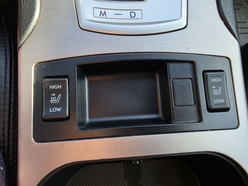 2013 Subaru Outback Image 32