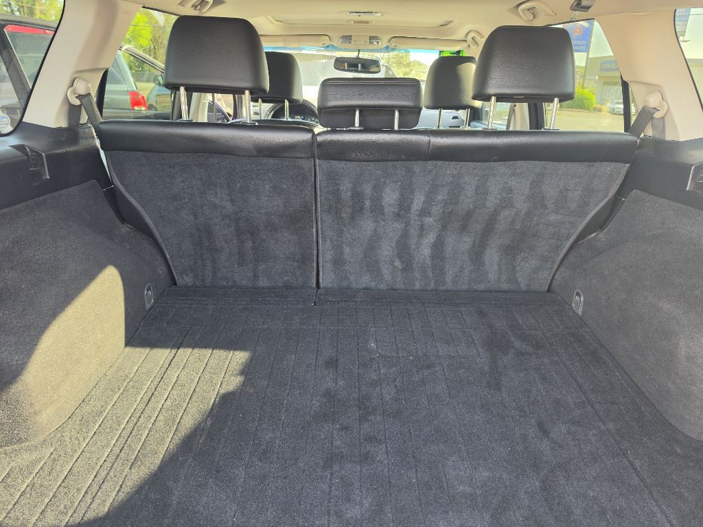 2013 Subaru Outback Image 40