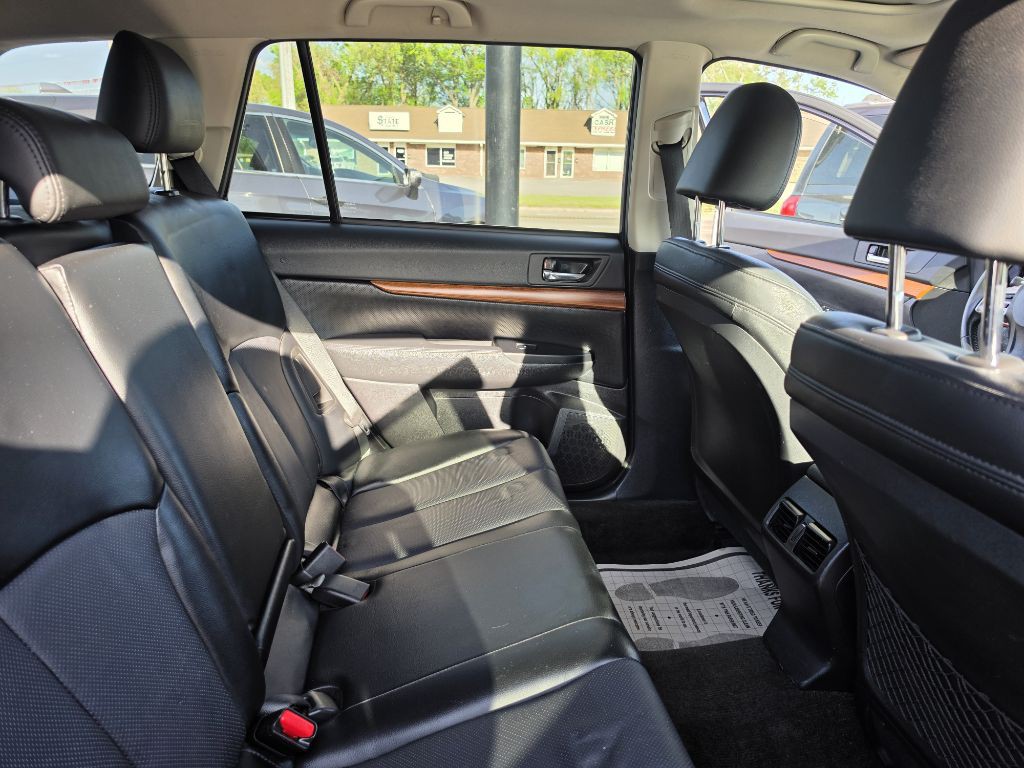 2013 Subaru Outback Image 42