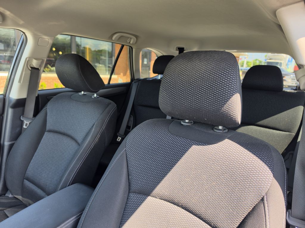 2017 Subaru Outback Image 17
