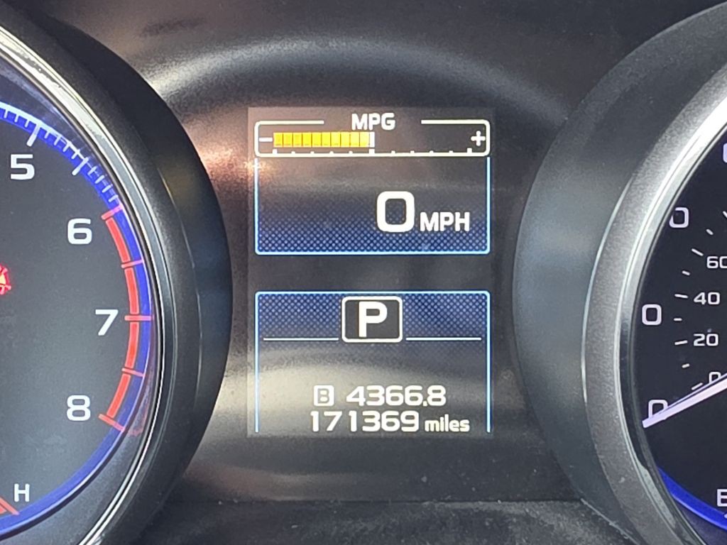 2017 Subaru Outback Image 31