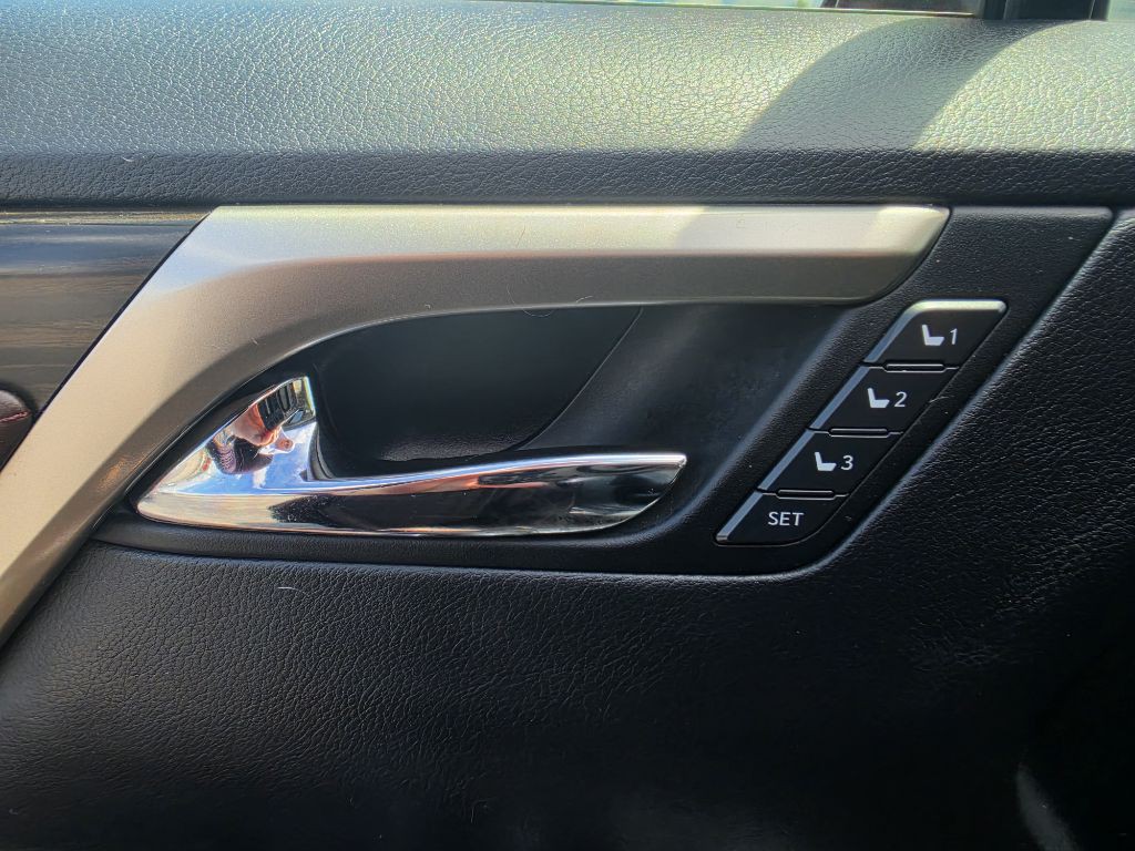 2017 Lexus RX Image 16