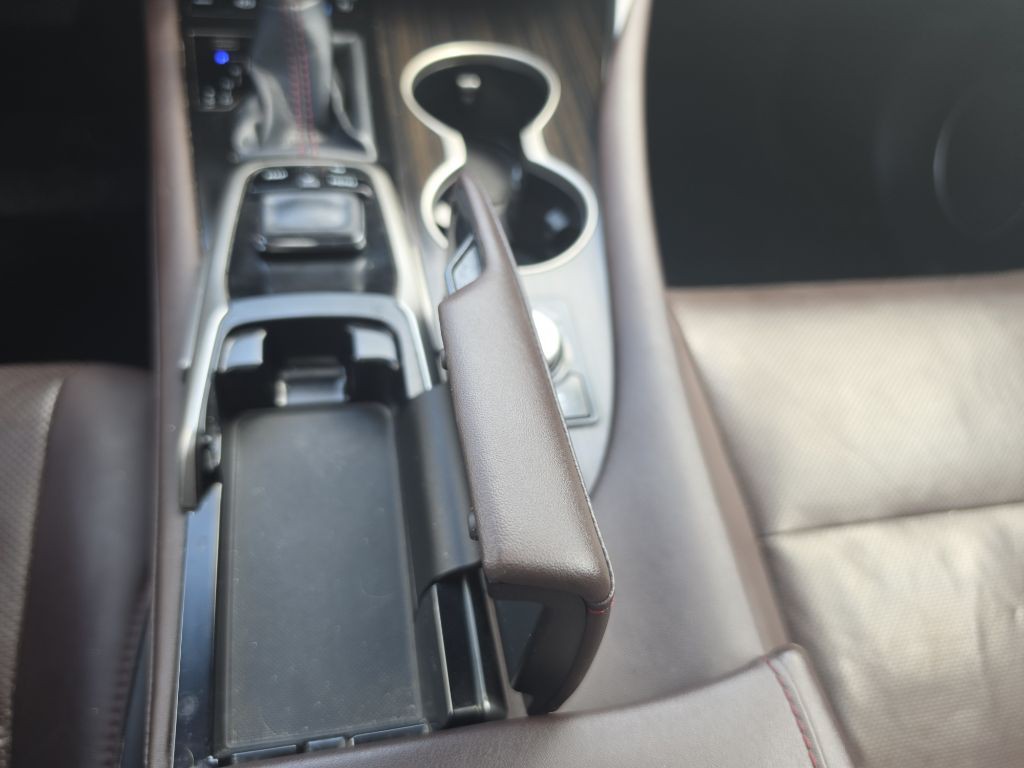 2017 Lexus RX Image 24