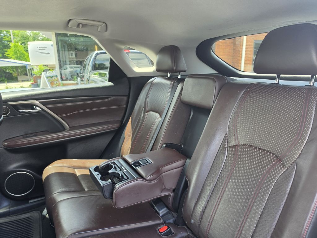 2017 Lexus RX Image 31