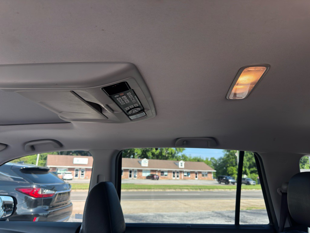 2016 Honda Pilot Image 31