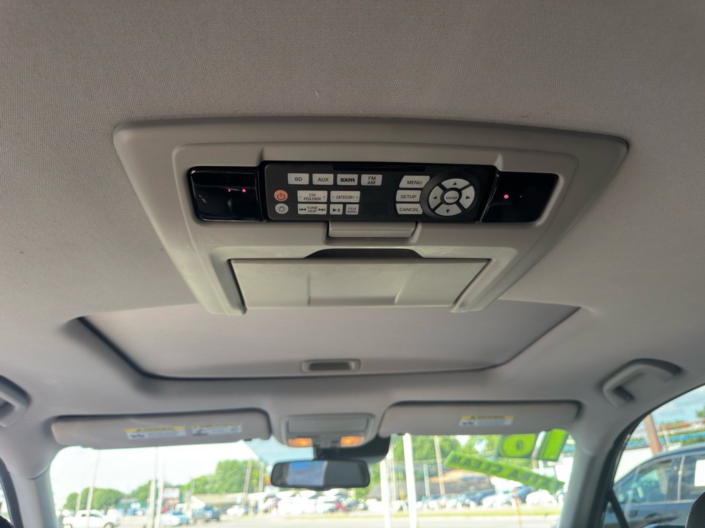 2016 Honda Pilot Image 32
