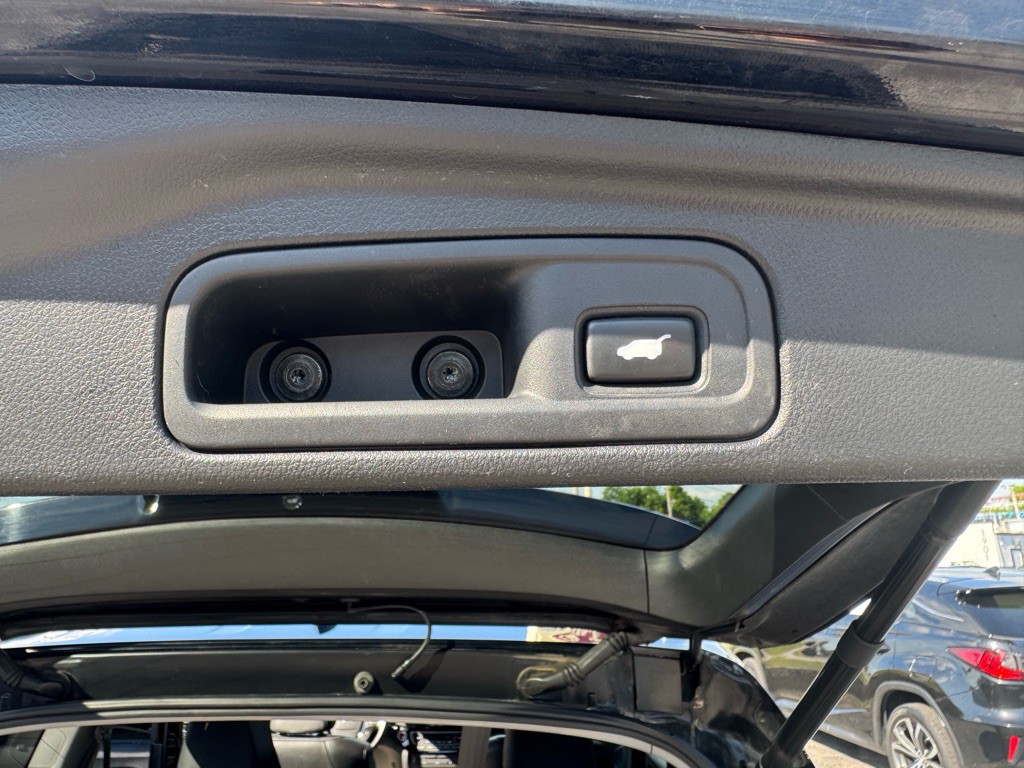 2016 Honda Pilot Image 39