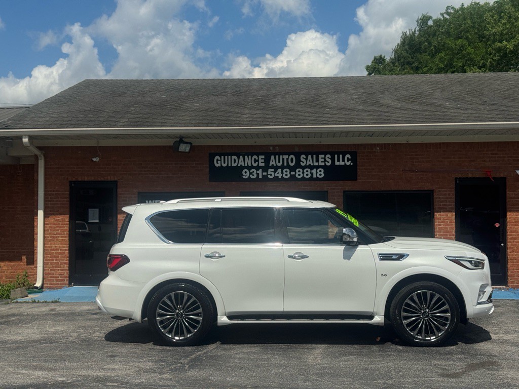 2019 INFINITI QX80 Image 9